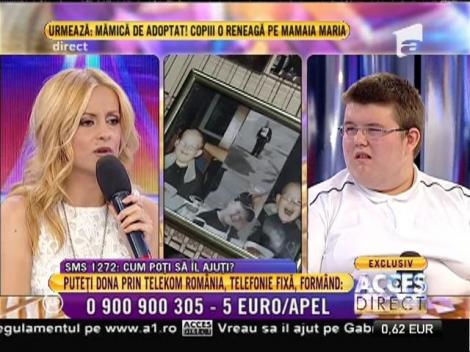 Gabriel: "Copiii râdeau de mine şi mă împingeau"