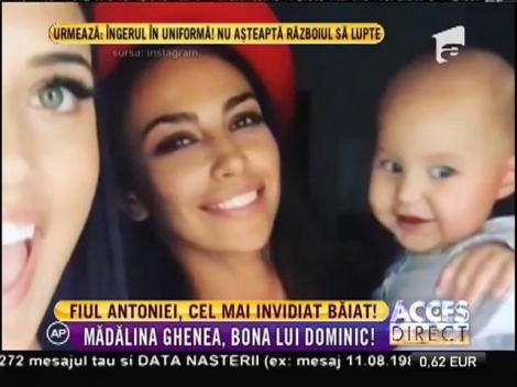 Alex Velea i-a găsit o bonă sexy lui Dominic! Este extrem de frumoasă și cunoscută în toată lumea, toți bărbații visează la ea!