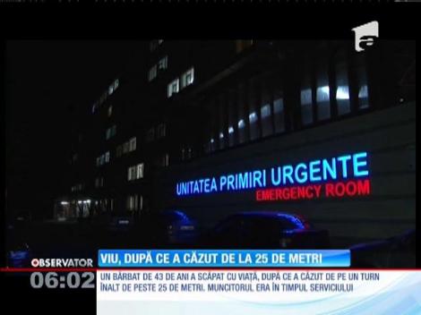 Un sudor a supraviețuit miraculos după ce a căzut de pe un turn înalt de peste 25 de metri
