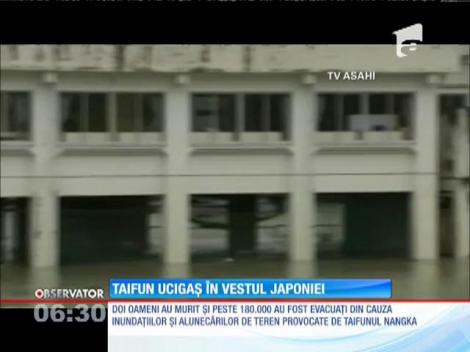 Japonia, lovită de un taifun violent