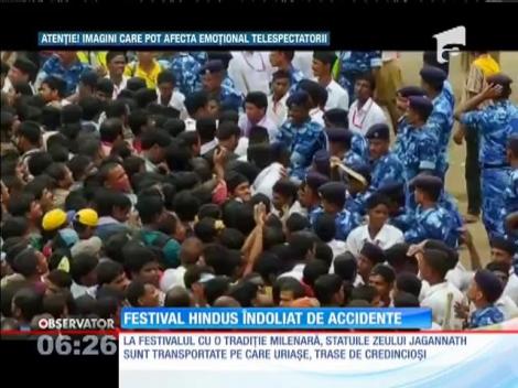 Două femei au murit în urma unei busculade create în timpul unui festival religios hindus