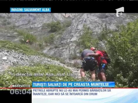 Doi turişti maghiari au solicitat ajutorul salvamontiştilor după au rămas blocaţi pe stânci, în Alba
