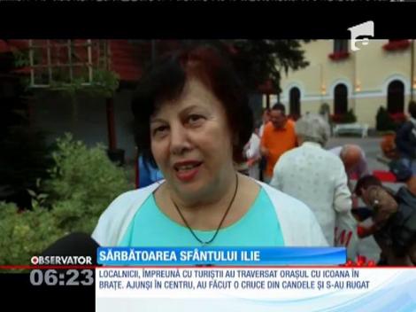 Credincioşii ortodocşi îl sărbătoresc astăzi pe Sfântul Ilie