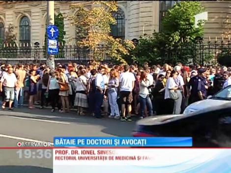Cinci candidaţi pe un loc la Facultatea de drept