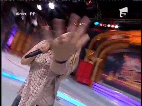 Nicola - "Addicted to your love"