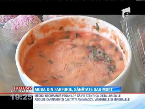 Tot mai multe persoane renunţă la consumul de carne