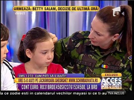 O lecţie de viaţă impresionantă! Ajută-o pe Eliza, eroina în uniformă, să-i salveze!