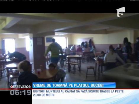A fost un weekend răcoros în toată ţara, dar mai ales la munte. La peste 2.000 de metri altitudine, au fost zece grade Celsius