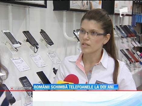 Românii schimbă telefoanele la doi ani