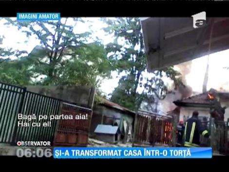 O bătrână din Argeș a rămas fără casă din cauza unui incendiu
