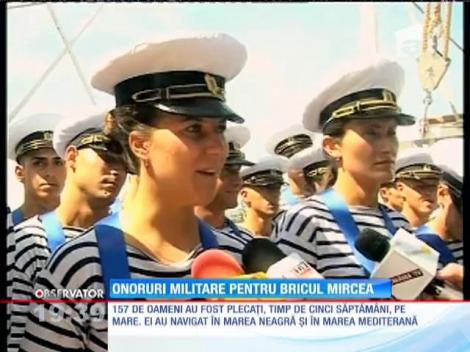 Onoruri militare pentru Bricul Mircea