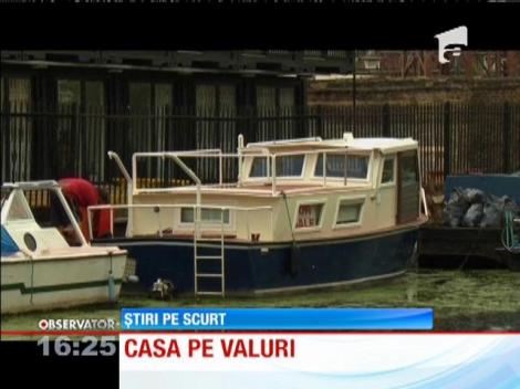 Tot mai mulţi britanici aleg să locuiască pe bărci