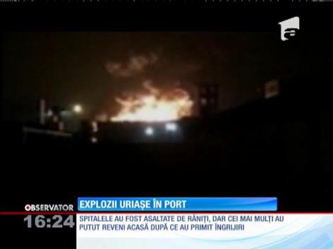 Explozii uriaşe în portul Tianjin din nord-estul Chinei. Cel puţin 44 de oameni au murit!