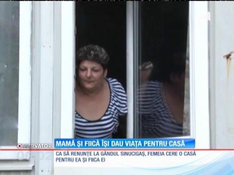 O femeie şi fiica ei de 13 ani au ameninţat că-şi iau viaţa dacă nu este eliberat iubitul copilei