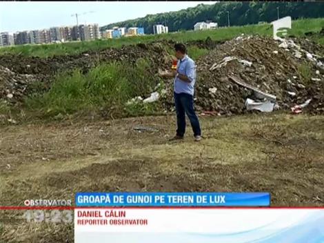 Groapă de gunoi pe un teren de lux din nord a Capitalei