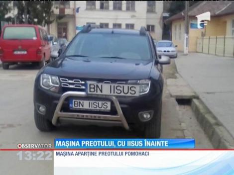 Un preot şi-a pus numărul de înmatriculare Iisus