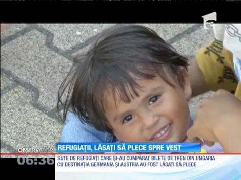Refugiații, lăsați să plece spre vestul Europei