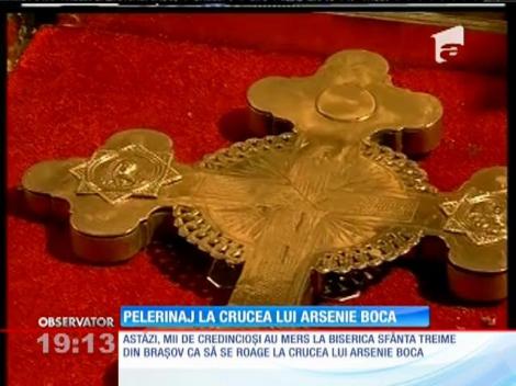 Pelerinaj la crucea lui Arsenie Boca