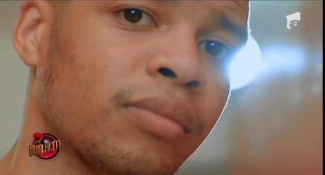 Cosby Silahh, 22 de ani, Bucureşti, practică box de performanţă