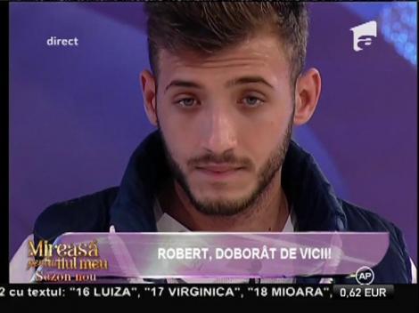 Doborât de vicii, Robert a încălcat regulamentul! Concurentul a cerșit, la propriu, țigări!