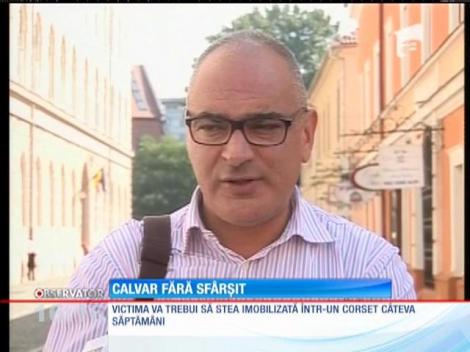 Tânăra din Lugoj, bătută timp de 22 de ore de iubitul ei, a ajuns din nou la spital