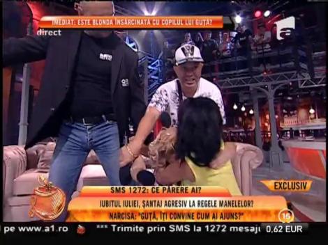 Scandal monstru între femeile din viața lui Nicolae Guță. Uite cum o trage de păr!