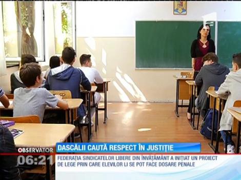 Dascălii caută respect în justiție