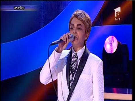 Carmen Simionescu se transformă în Dan Spătaru - "Nu m-am gândit la despărțire"