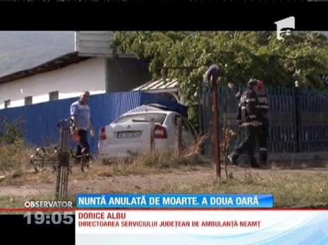 Nuntă anulată de moarte! Maşina nuntaşilor a fost spulberată de o ambulanţă