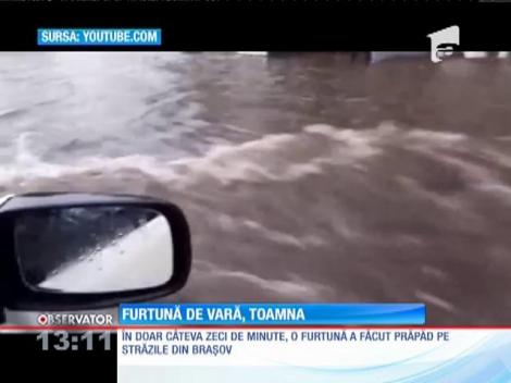 O furtună a făcut prăpăd pe străzile din Braşov