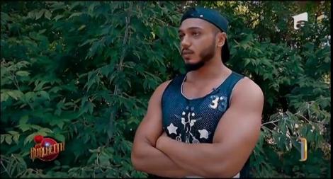 Tensiunea a atins cote maxime la ”Burlăcița”! Doi concurenți, conflict uriaș! Au sărit la bătaie, iar Radu Vâlcan i-a liniștit