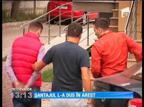 Tânărul care şi-a şantajat iubita, pus sub control judiciar