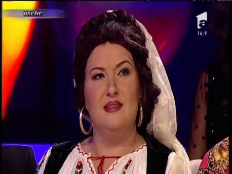 Nadir, show exotic alături de cele mai frumoase cadâne! A interpretat piesa ”Ell Allem Allah" și a fost magnific