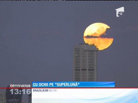 Pasionaţii de astrologie, cu ochii pe ”Superlună”