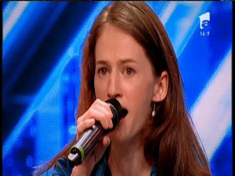 The Tokens -  “The lion sleeps tonight”. Vezi interpretarea trupei Maria, la X Factor!