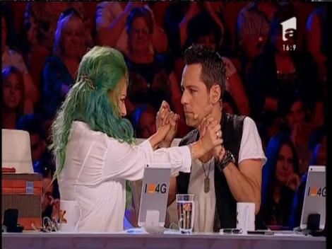 Dalida - “Histoire d'un amour”. Vezi interpretarea Veronicăi Vlaicu Radu, la X Factor!