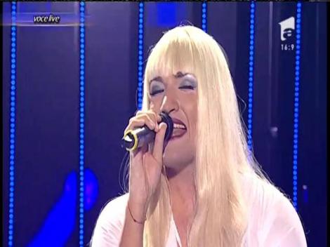 Nadir se transformă în Loredana Groza - "O fată singură în noapte"