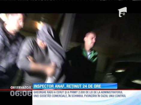 Un inspector superior din cadrul ANAF Dâmboviţa a fost reţinut 24 de ore