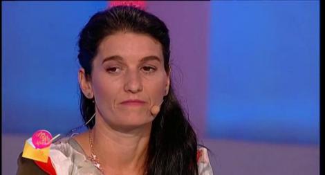 Ioana: ”Vreau să o întreb pe mama de ce ne-a lăsat și a plecat!”