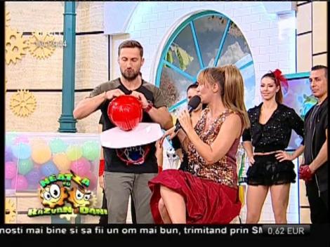 N-ai mai văzut-o vreodată aşa! In-Grid, celebra cântăreaţă care a făcut furori cu piesa "Tu es foutu", partidă de baschet senzaţională