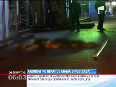 O mamă şi-a aruncat copilul de patru ani de la etajul 8 al unui bloc din Capitală