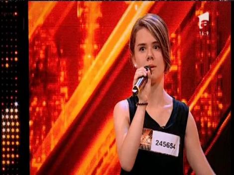 Jurizare: Xenia Chitoroagă merge în următoarea etapă X Factor