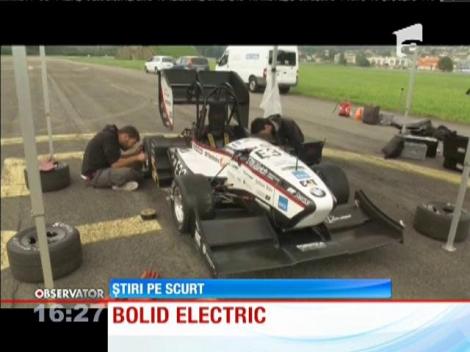 Maşină de curse alimentată cu energie electrică