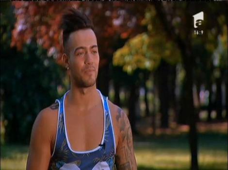 Prezentare: George Balog,  macho man-ul care a fermecat-o pe Delia cu muşchii săi!