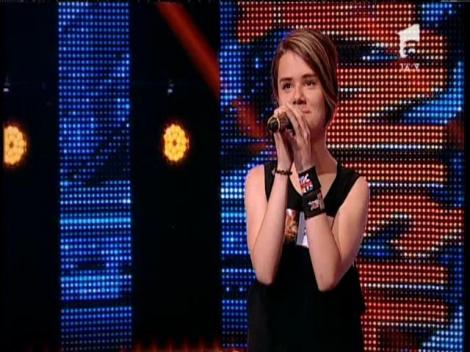 Prezentare: Xenia Chitoroagă, batjocorită la școală, apreciată la X Factor!