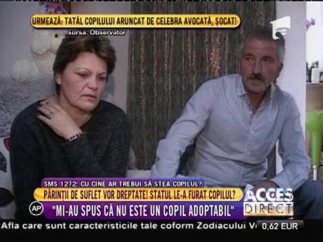 Smulsă din brațele părinților de suflet și dată unei alte familii: ”Fata a fost trezită din somn și luată în chiloți!”