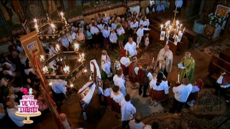 Momente emoționante la biserică. Nea Mărin, în lacrimi