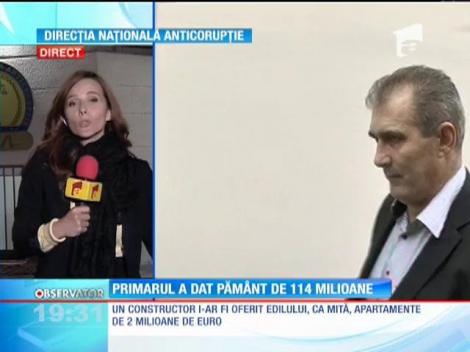 Primarul Daniel Maricuţa ar fi primit mită