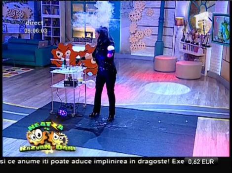 Claudia Stroe a făcut un spectacol fabulos din baloane de săpun