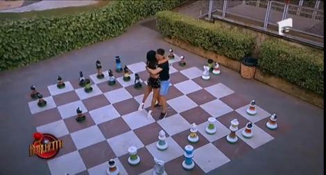 Nebunie totală! Yanis se întoarce în concurs în ultima clipă